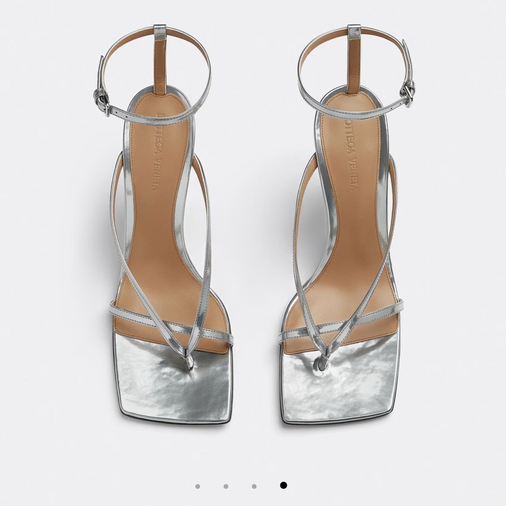 BOTTEGA VENETA  Stretch Strap Sandal Heel Square Toe $990 Retail Sz 35